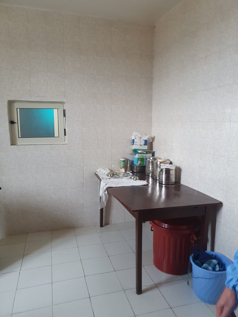 4EEFD9A0-F212-41EC-884E-E78552B1AE95